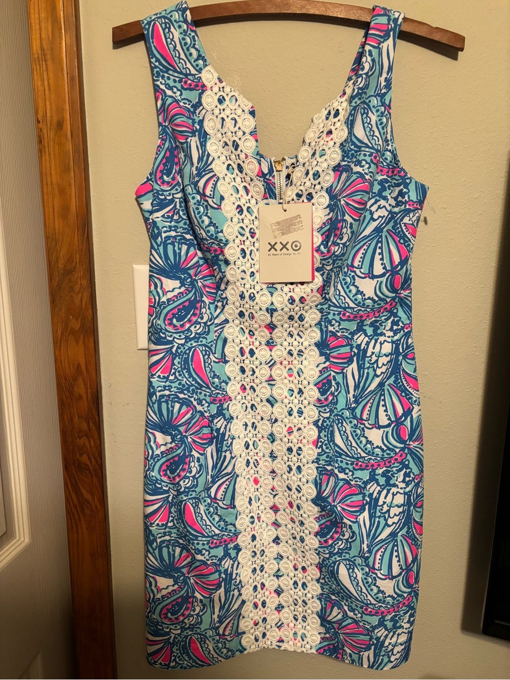 Lilly Pulitzer Blue and Pink Paisley Mini Dress with White Lace Panel size 2 nwt